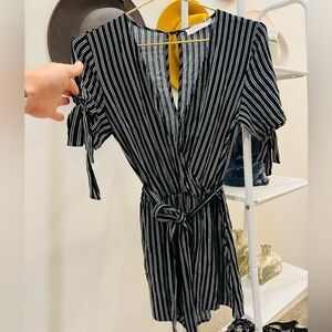lush size small black and white striped v neck tie sleeve romper